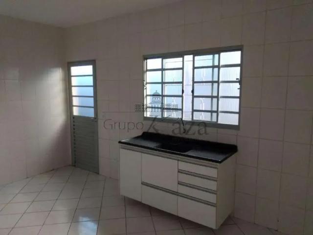 Casa venda em Região Imediata de São José dos Campos, Região Metropolitana do Vale do Paraíba e Litoral Norte