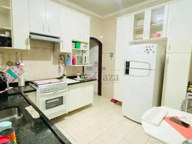 Casa venda em Região Imediata de São José dos Campos, Região Metropolitana do Vale do Paraíba e Litoral Norte