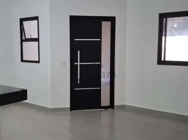 Casa venda em Região Imediata de São José dos Campos, Região Metropolitana do Vale do Paraíba e Litoral Norte