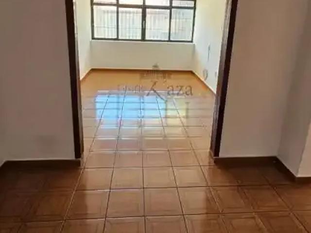 Casa venda em Região Imediata de São José dos Campos, Região Metropolitana do Vale do Paraíba e Litoral Norte