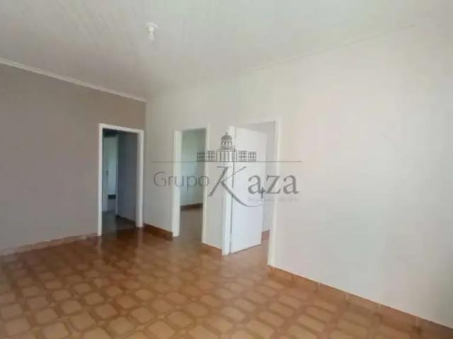 Casa venda em Região Imediata de São José dos Campos, Região Metropolitana do Vale do Paraíba e Litoral Norte
