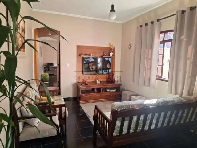 Casa venda em Região Imediata de São José dos Campos, Região Metropolitana do Vale do Paraíba e Litoral Norte