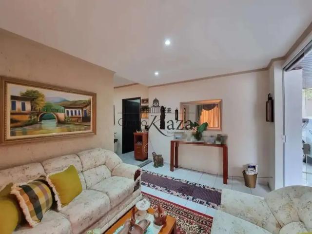 Casa venda em Região Imediata de São José dos Campos, Região Metropolitana do Vale do Paraíba e Litoral Norte