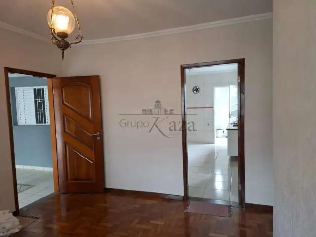 Casa venda em Região Imediata de São José dos Campos, Região Metropolitana do Vale do Paraíba e Litoral Norte