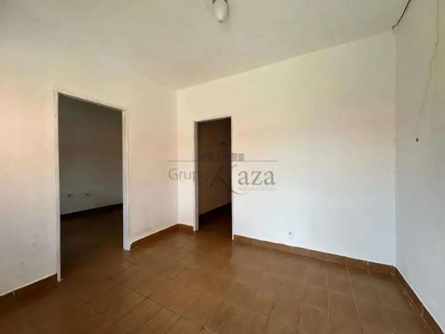 Casa venda em Região Imediata de São José dos Campos, Região Metropolitana do Vale do Paraíba e Litoral Norte