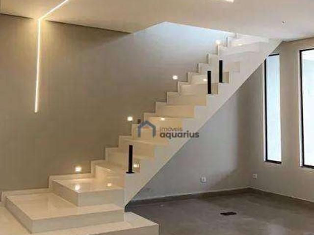 Casa venda em Região Imediata de São José dos Campos, Região Metropolitana do Vale do Paraíba e Litoral Norte