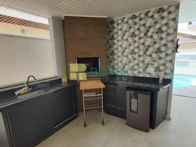 Casa venda em Região Imediata de São José dos Campos, Região Metropolitana do Vale do Paraíba e Litoral Norte