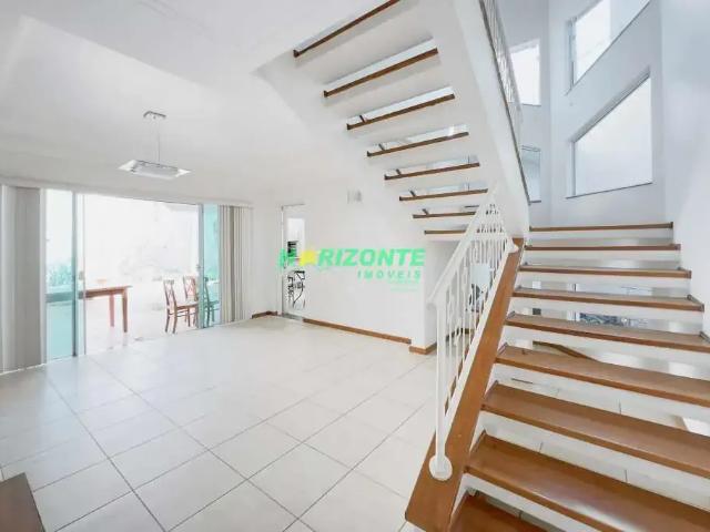 Casa venda em Região Imediata de São José dos Campos, Região Metropolitana do Vale do Paraíba e Litoral Norte