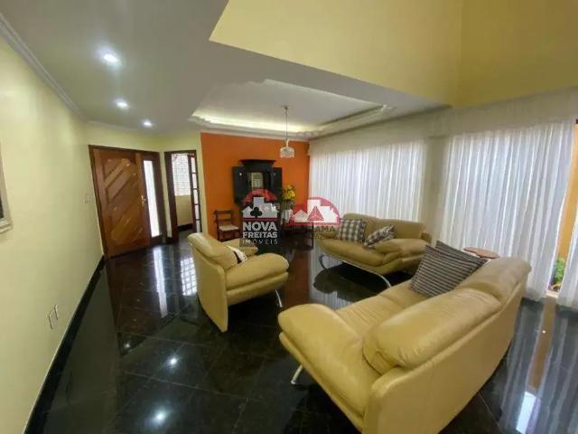 Casa venda em Região Imediata de São José dos Campos, Região Metropolitana do Vale do Paraíba e Litoral Norte