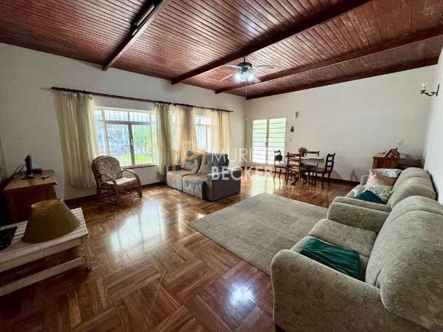 Casa venda em Região Imediata de São José dos Campos, Região Metropolitana do Vale do Paraíba e Litoral Norte
