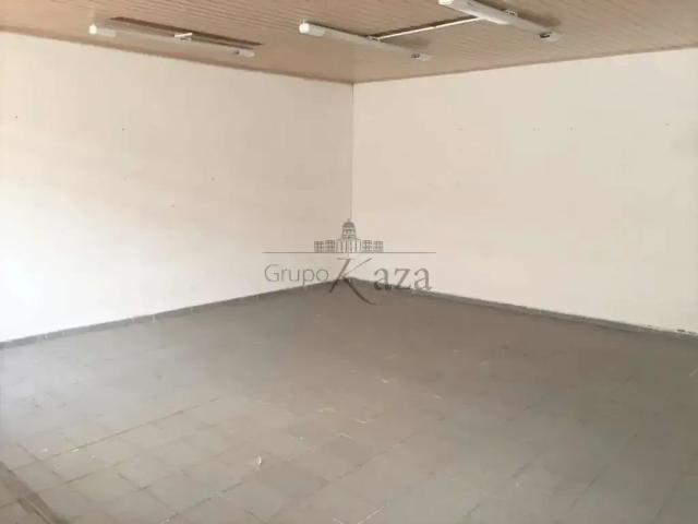 Casa venda em Região Imediata de São José dos Campos, Região Metropolitana do Vale do Paraíba e Litoral Norte