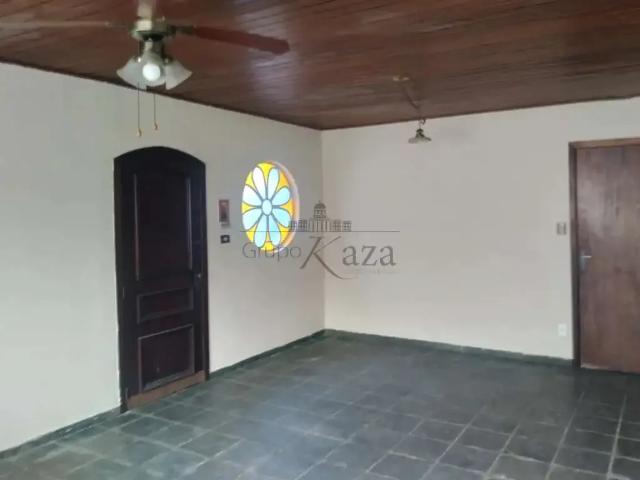 Casa venda em Região Imediata de São José dos Campos, Região Metropolitana do Vale do Paraíba e Litoral Norte