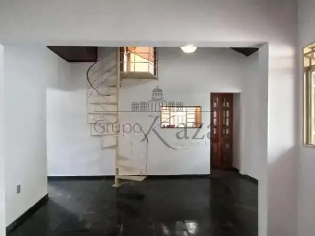 Casa venda em Região Imediata de São José dos Campos, Região Metropolitana do Vale do Paraíba e Litoral Norte