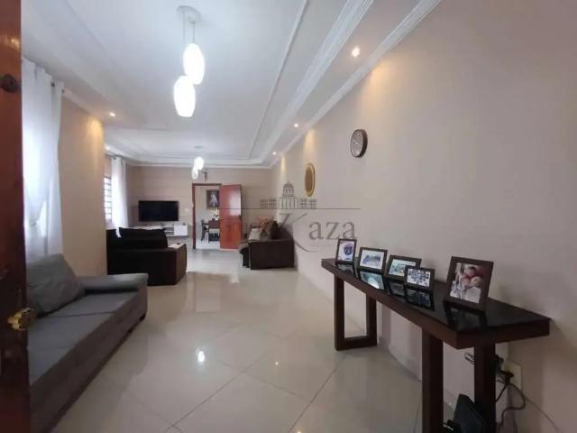 Casa venda em Região Imediata de São José dos Campos, Região Metropolitana do Vale do Paraíba e Litoral Norte