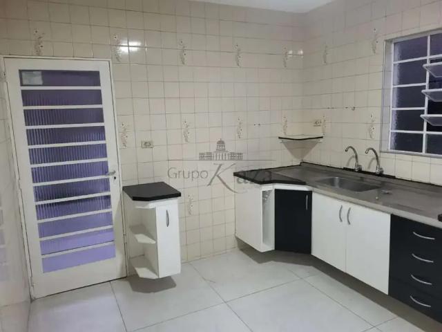 Casa venda em Região Imediata de São José dos Campos, Região Metropolitana do Vale do Paraíba e Litoral Norte
