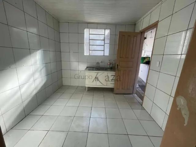 Casa venda em Região Imediata de São José dos Campos, Região Metropolitana do Vale do Paraíba e Litoral Norte