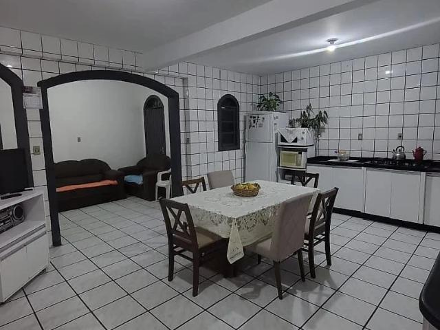 Casa venda em Barreiros, São José