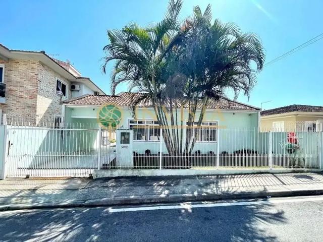 Casa venda em Região Geográfica Imediata de Florianópolis, São José