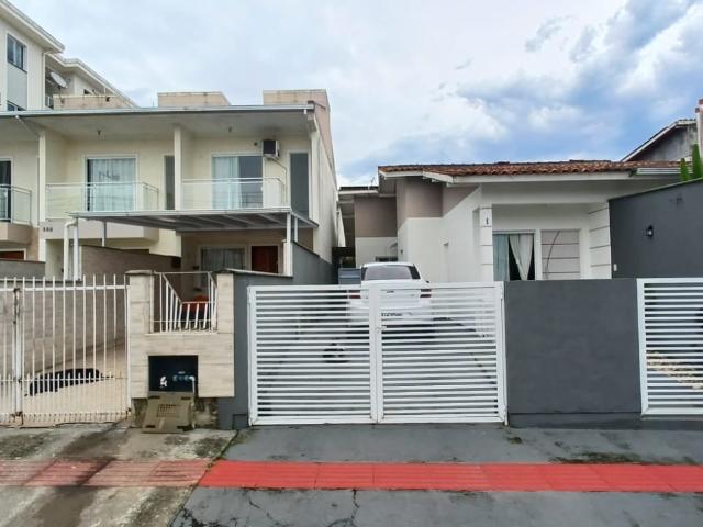 Casa venda em Região Geográfica Imediata de Florianópolis, São José