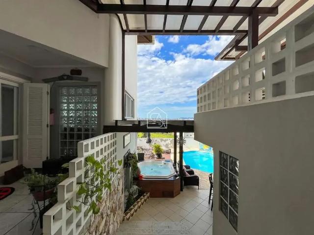 Casa venda em Região Geográfica Imediata de Florianópolis, São José