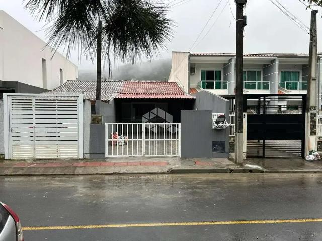 Casa venda em Região Geográfica Imediata de Florianópolis, São José