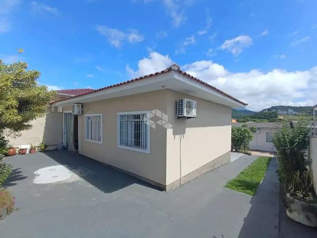 Casa venda em Região Geográfica Imediata de Florianópolis, São José