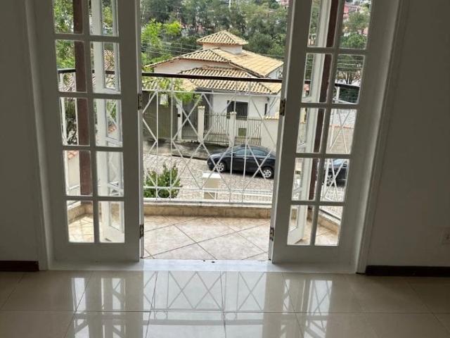 Casa venda em Parque Olímpico, São Lourenço