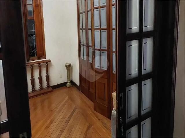 Casa venda em Santa Cecília, São Paulo