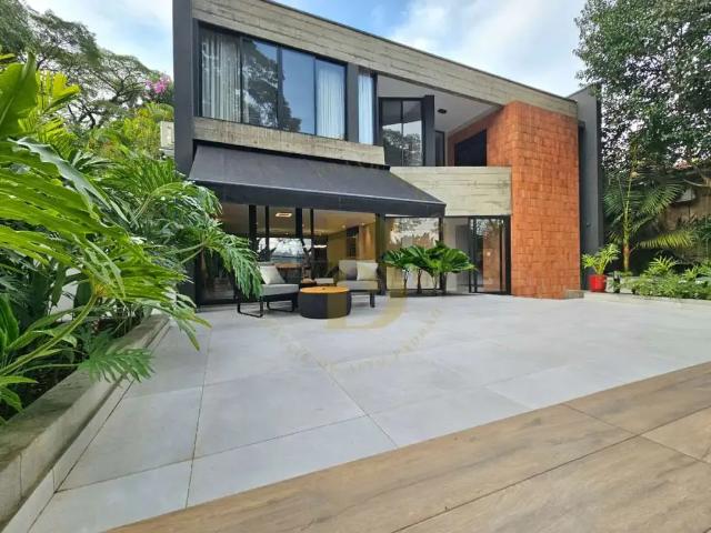Casa venda em Região Imediata de São Paulo, Região Metropolitana de São Paulo