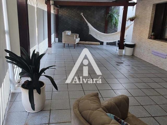 Casa venda em Jardim Santo Elias, São Paulo