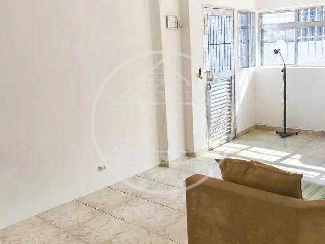 Casa venda em Jardim Myrna, São Paulo