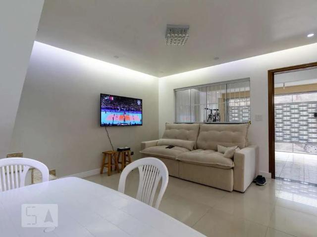 Casa venda em Jardim Itacolomi, São Paulo