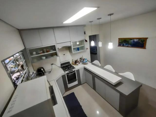 Casa venda em Jardim Santo Elias, São Paulo