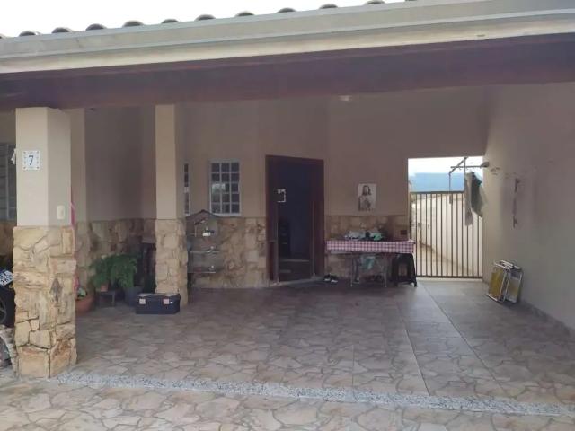 Casa venda em Região Geográfica Imediata do Distrito Federal, Região Integrada de Desenvolvimento do Distrito Federal e Entorno