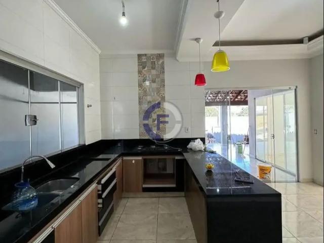 Casa venda em Conjunto Habitacional Santa Rita, São Sebastião do Paraíso