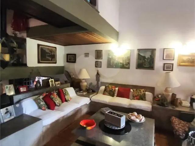 Casa venda em Região Imediata de Caraguatatuba-Ubatuba-São Sebastião, Região Metropolitana do Vale do Paraíba e Litoral Norte