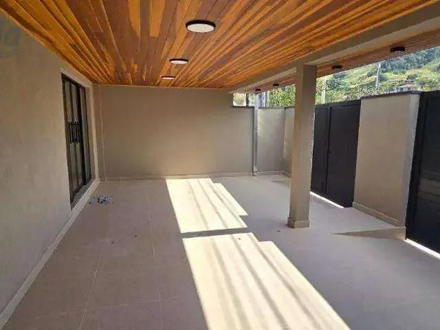 Casa venda em Região Imediata de Caraguatatuba-Ubatuba-São Sebastião, Região Metropolitana do Vale do Paraíba e Litoral Norte