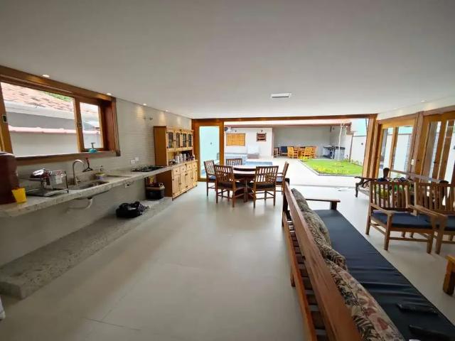 Casa venda em Região Imediata de Caraguatatuba-Ubatuba-São Sebastião, Região Metropolitana do Vale do Paraíba e Litoral Norte