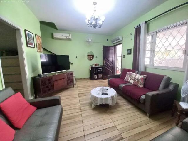 Casa venda em Região Imediata de Santos, Região Metropolitana da Baixada Santista