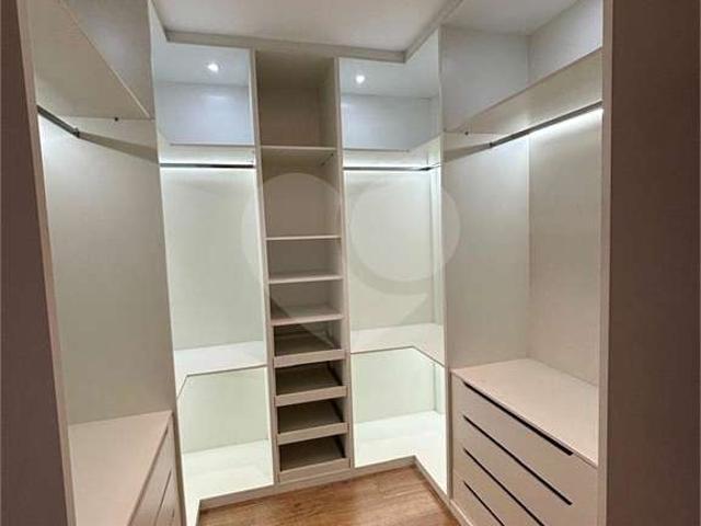 Casa venda em Região Imediata de Ourinhos, Ourinhos