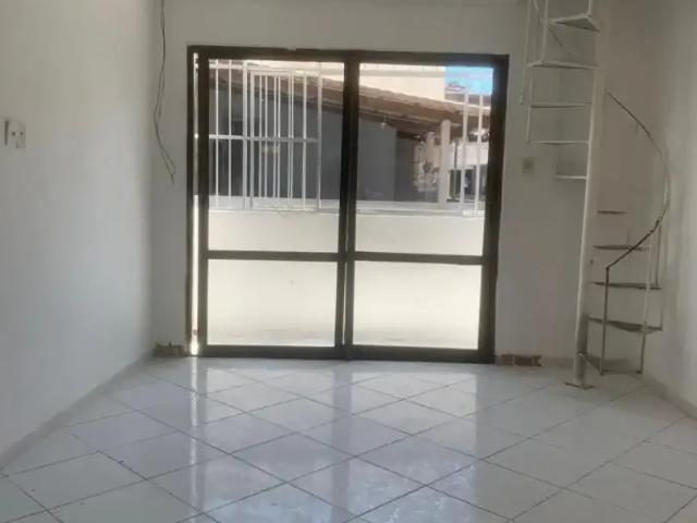Casa venda em Região Geográfica Imediata de Salvador, Região Metropolitana de Salvador