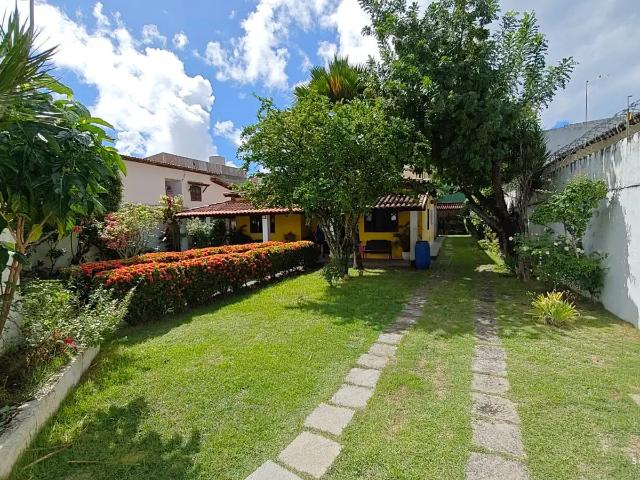 Casa venda em Região Geográfica Imediata de Salvador, Região Metropolitana de Salvador