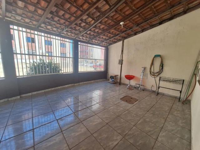 Casa venda em QR 406, Samambaia
