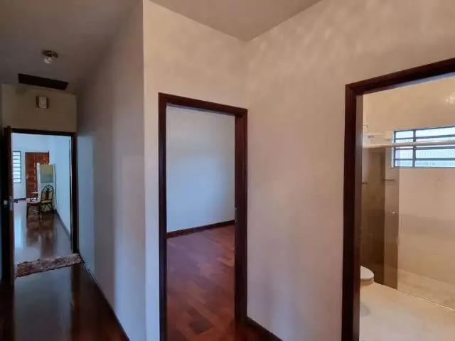 Casa venda em Região Imediata de São José dos Campos, Região Metropolitana do Vale do Paraíba e Litoral Norte