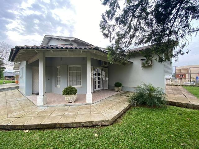 Casa venda em Nova Crixás, Região Geográfica Intermediária de Goiânia