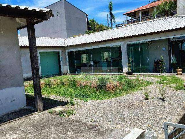 Casa venda em Santa Isabel