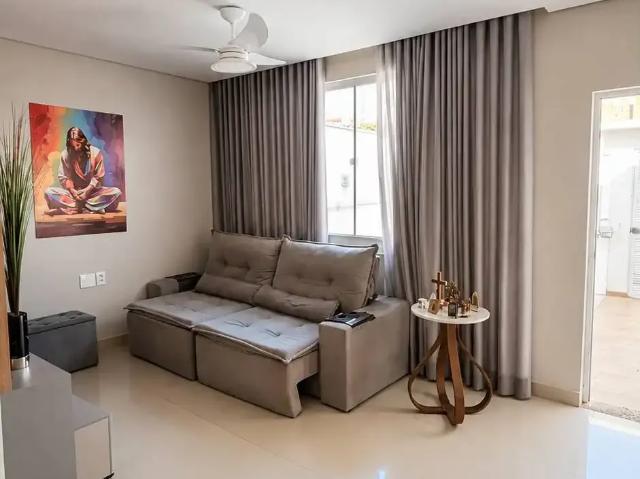 Casa venda em Santana do Paraíso, Região Geográfica Intermediária de Ipatinga