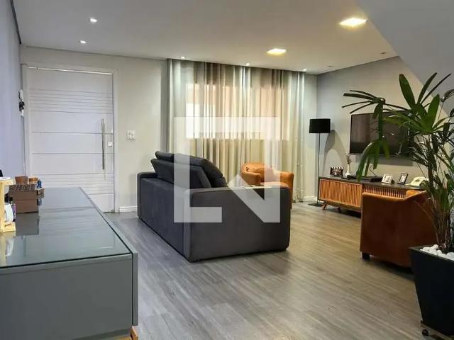 Casa venda em Conjunto Habitacional dos Metalúrgicos do ABC, Santo André