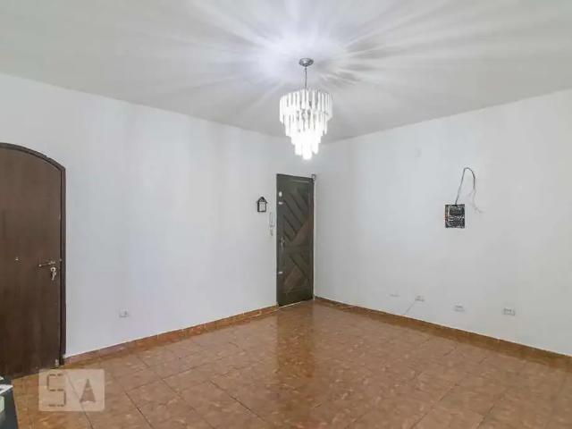 Casa venda em Conjunto Habitacional dos Metalúrgicos do ABC, Santo André