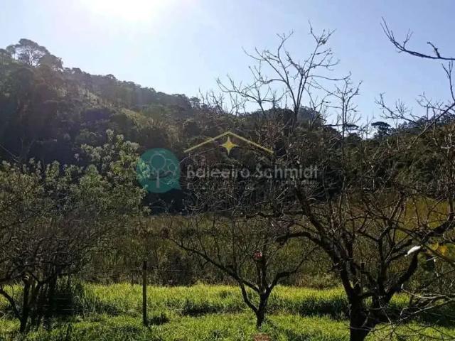 Casa venda em Região Imediata de Taubaté-Pindamonhangaba, Região Metropolitana do Vale do Paraíba e Litoral Norte